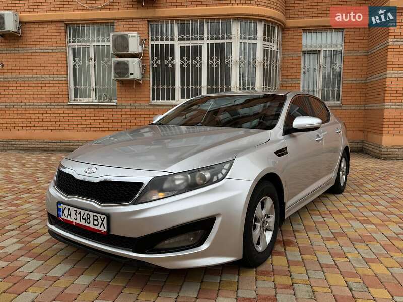 Kia K5 (2012)
