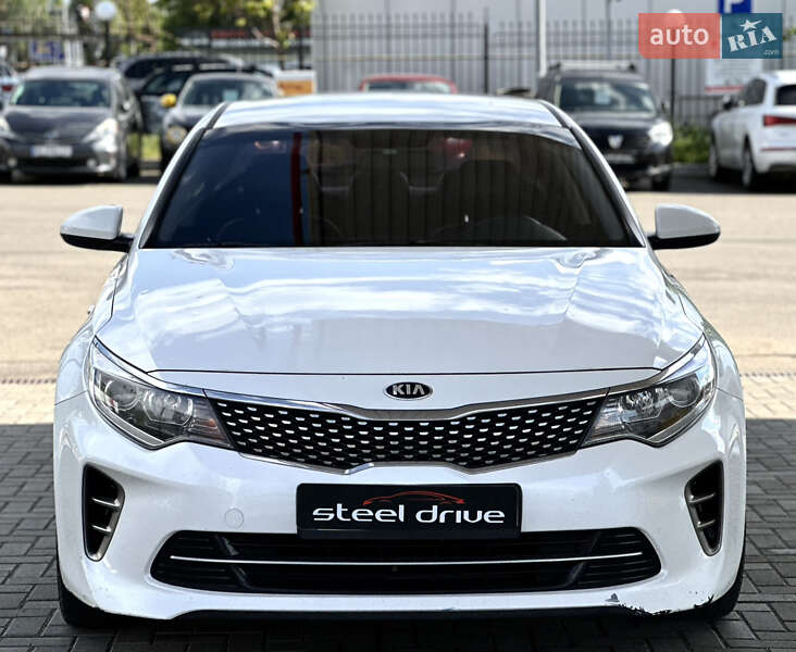 Kia K5 (2016)
