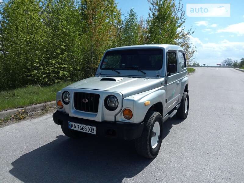 Kia Retona (2000)