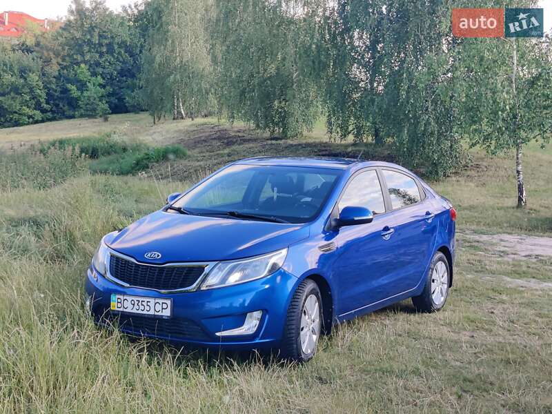 Kia Rio (2012)
