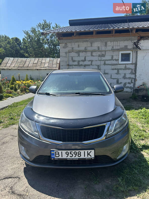 Kia Rio (2012)