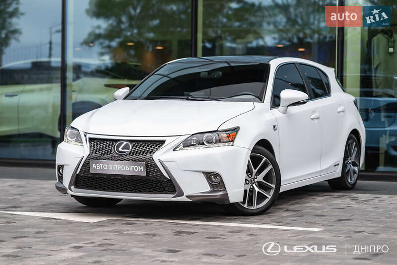 Lexus Ct (2015)