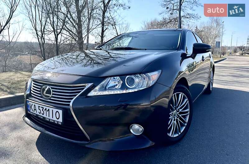 Lexus Es (2012)