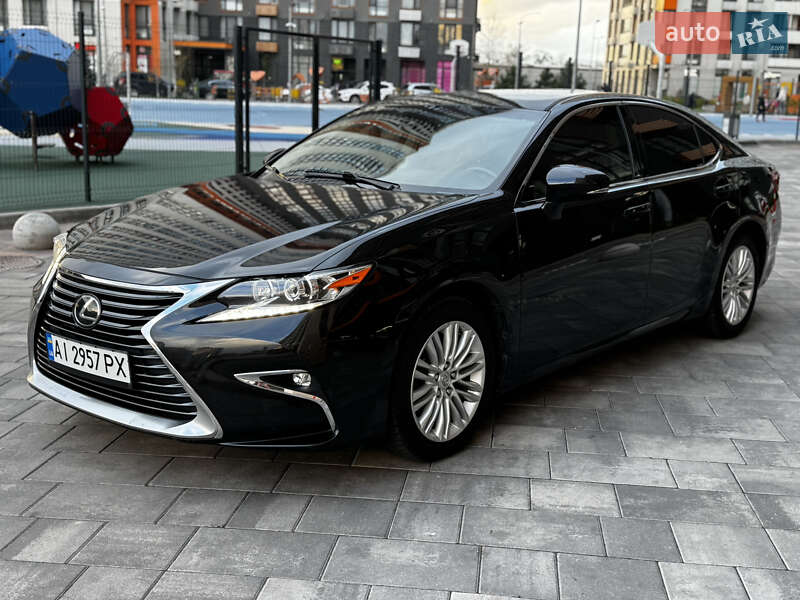 Lexus Es (2018)