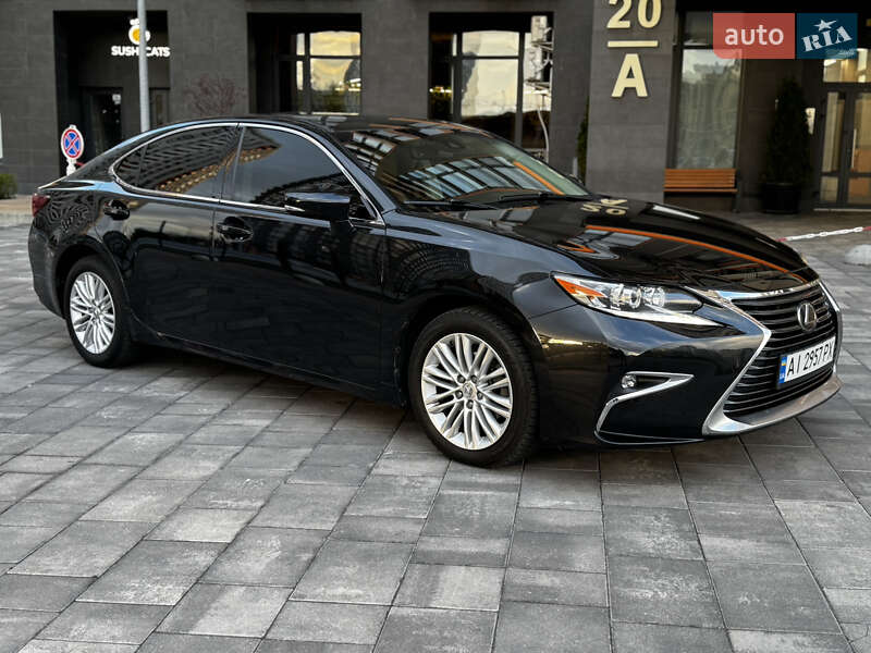Lexus Es (2018)