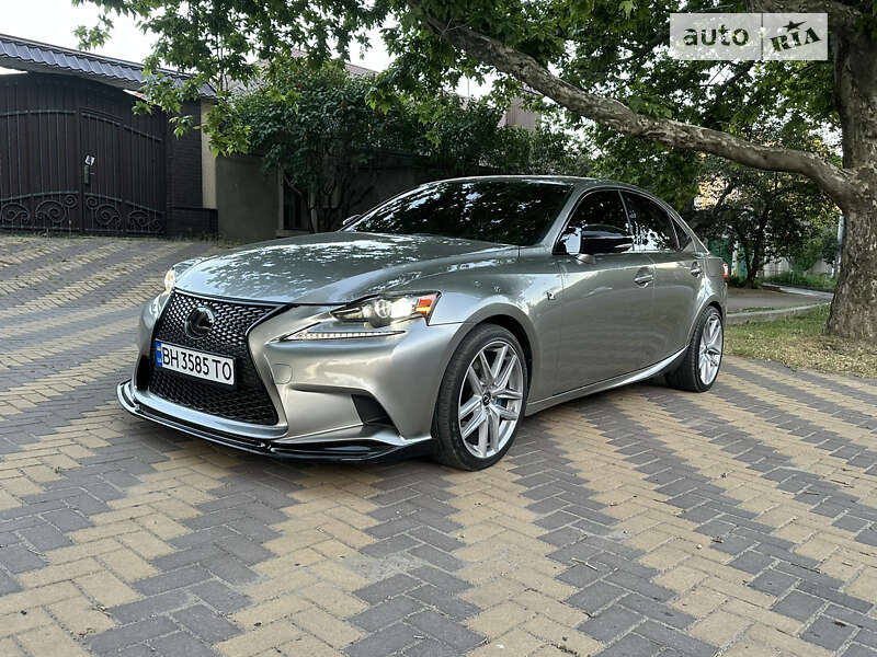 Lexus Is 200t (2016)