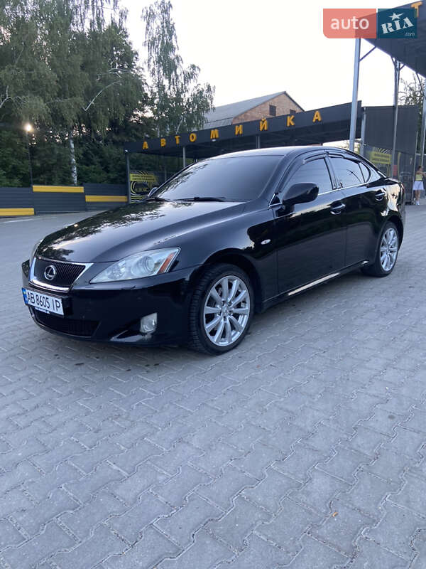 Lexus Is (2006)