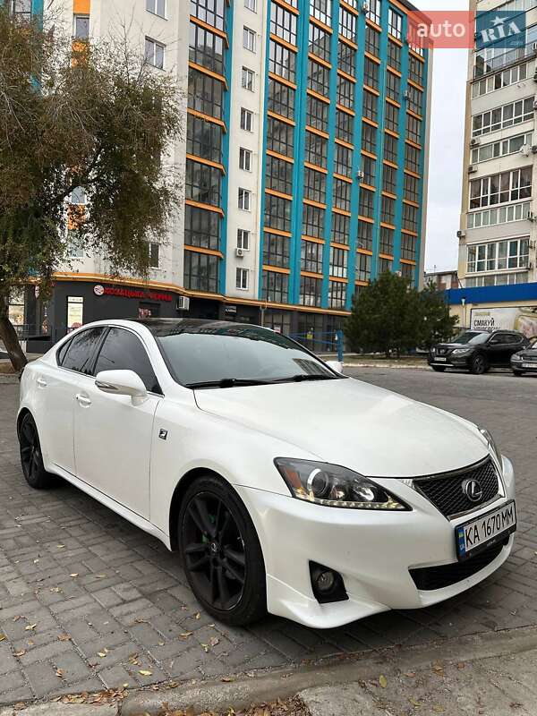 Lexus Is (2011)