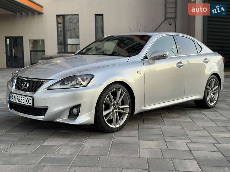 Lexus Is (2011)