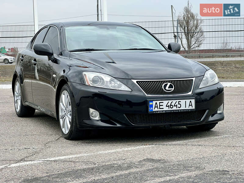 Lexus Is (2006)