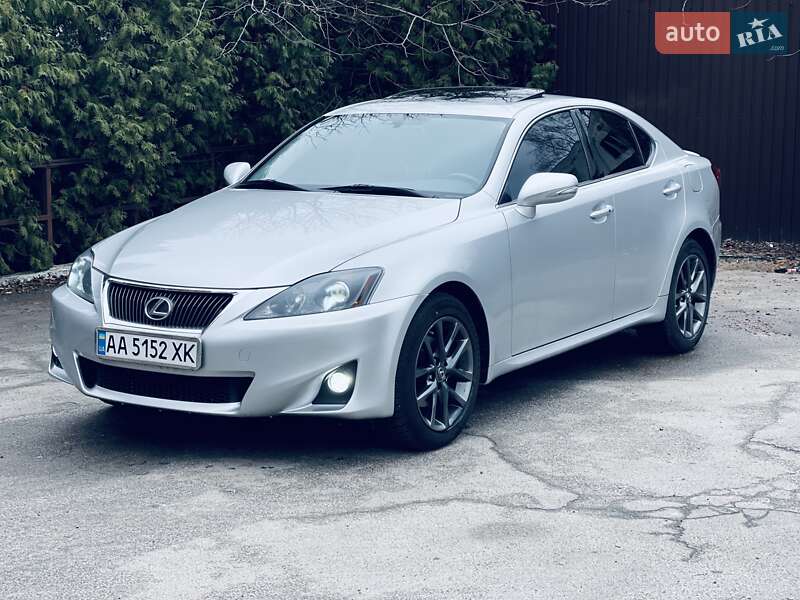 Lexus Is (2011)