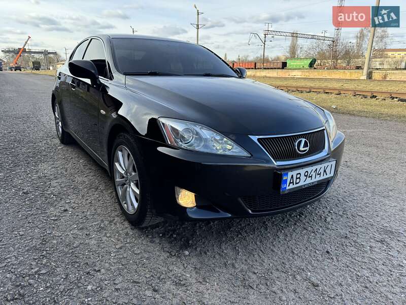 Lexus Is (2008)