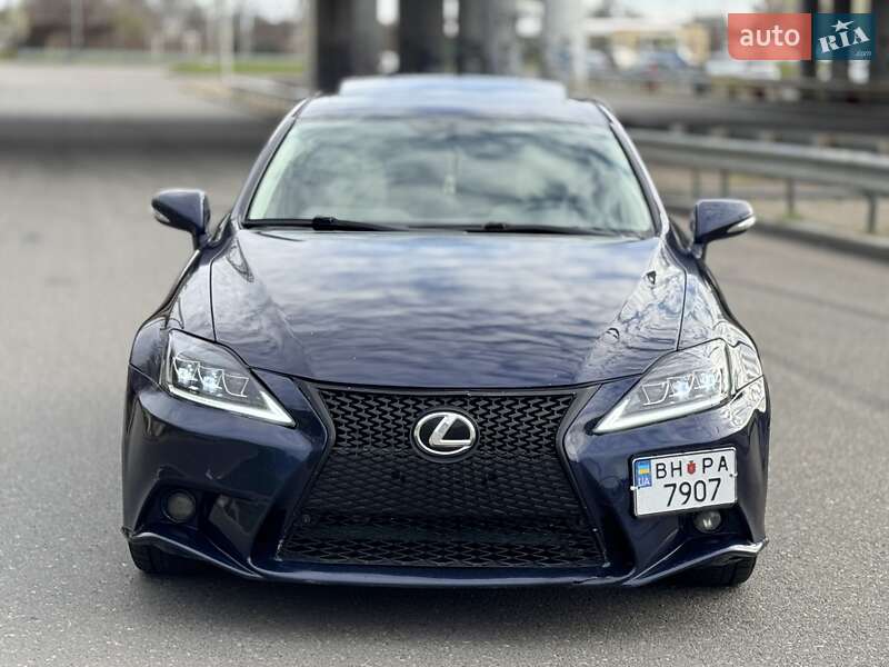 Lexus Is (2010)