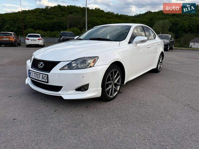 Lexus Is (2010)