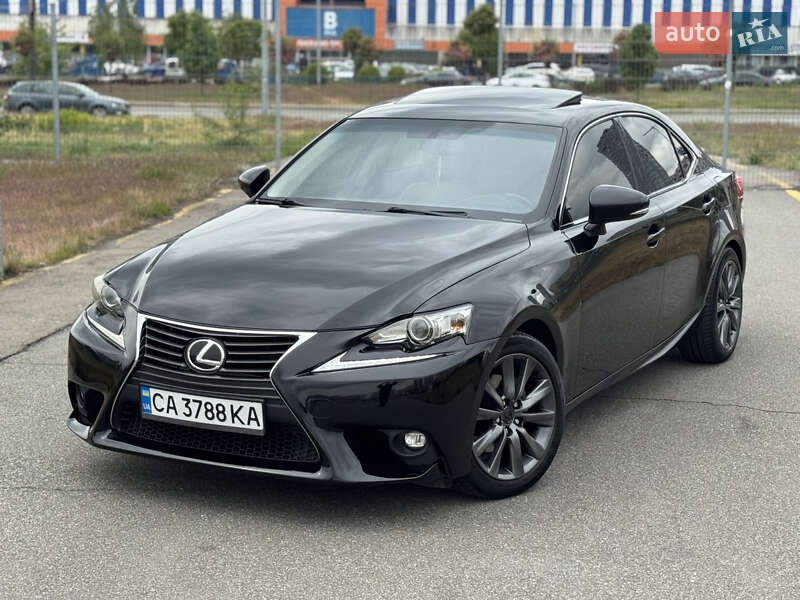 Lexus Is (2014)