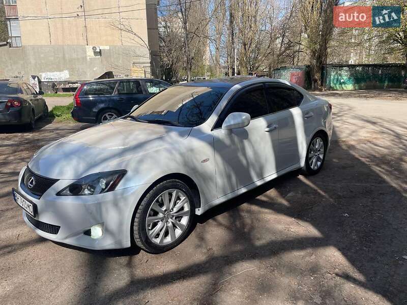 Lexus Is (2008)