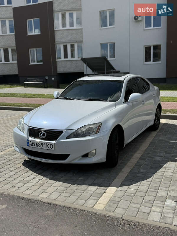 Lexus Is (2006)