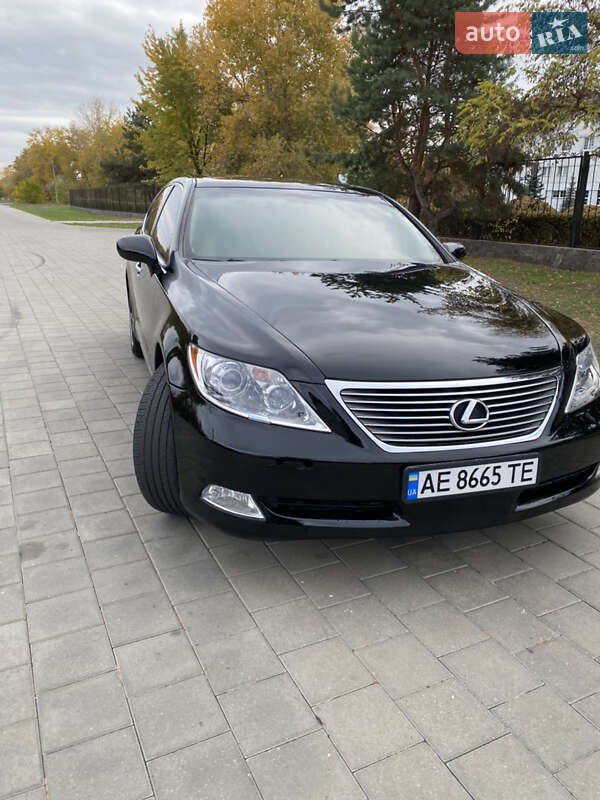 Lexus Ls 460 (2007)