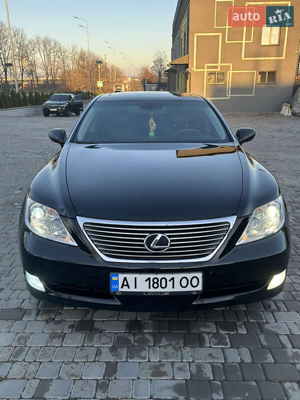 Lexus Ls 460 (2008)