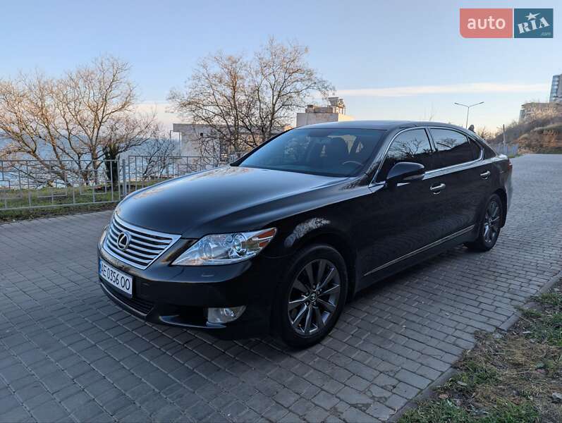 Lexus Ls (2011)