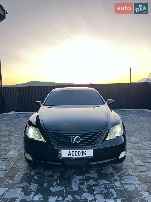 Lexus Ls (2006)