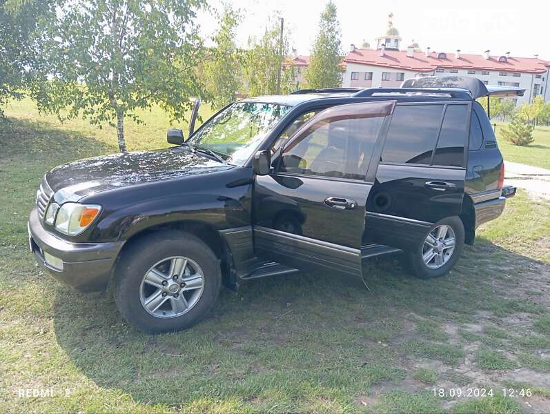 Lexus Lx 470 (2005)