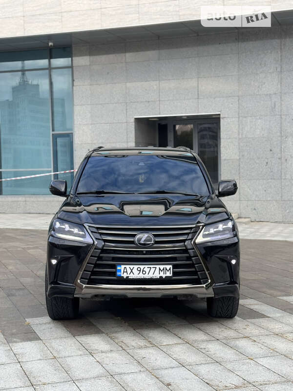 Lexus Lx 450d (2019)