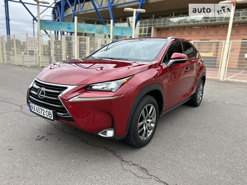 Lexus Nx 200t (2015)
