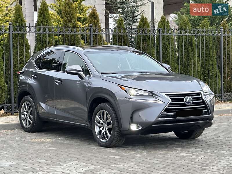 Lexus Nx 300h (2015)