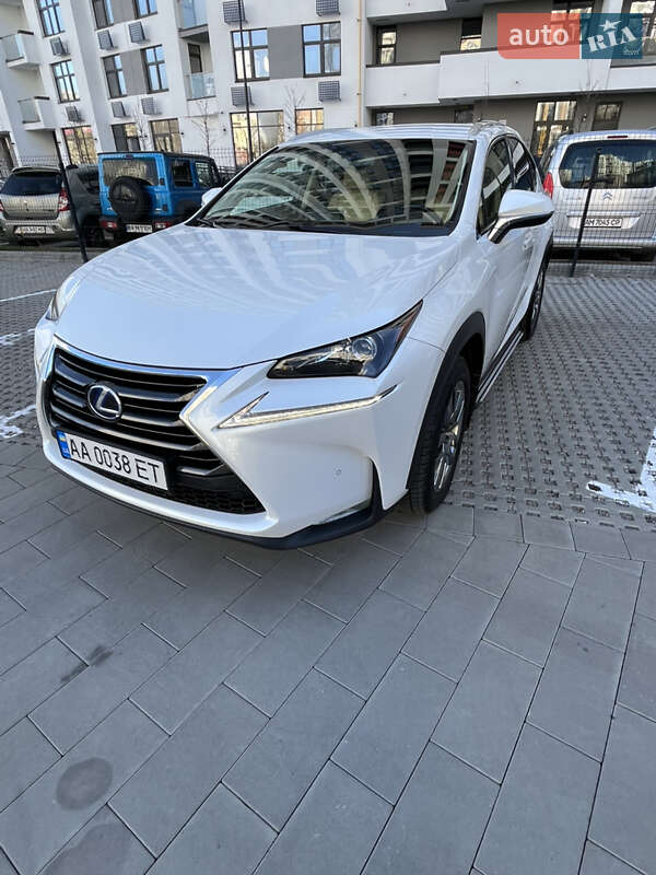 Lexus Nx (2017)