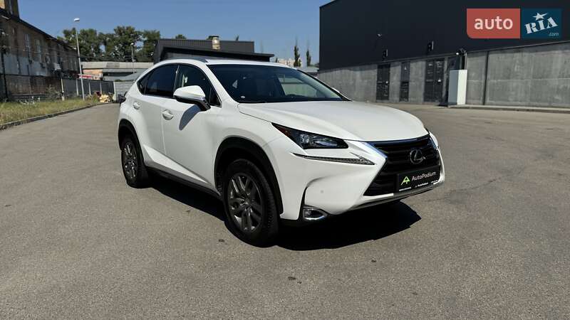 Lexus Nx (2016)