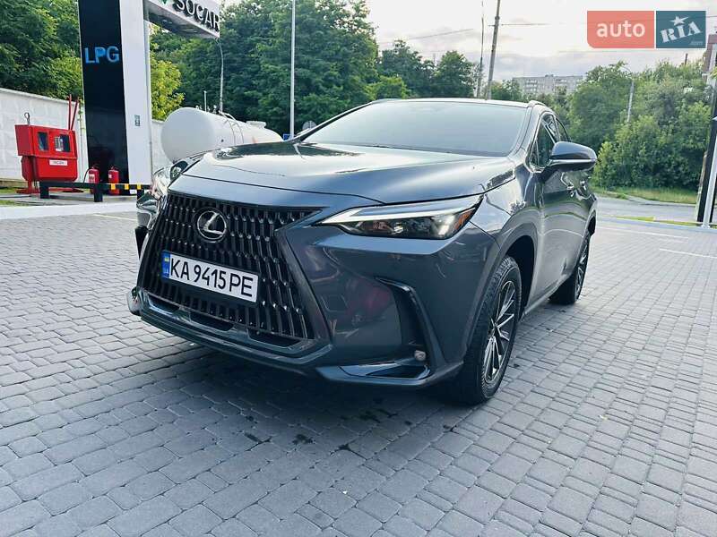 Lexus Nx (2024)