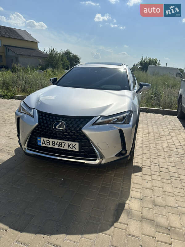 Lexus Ux (2019)