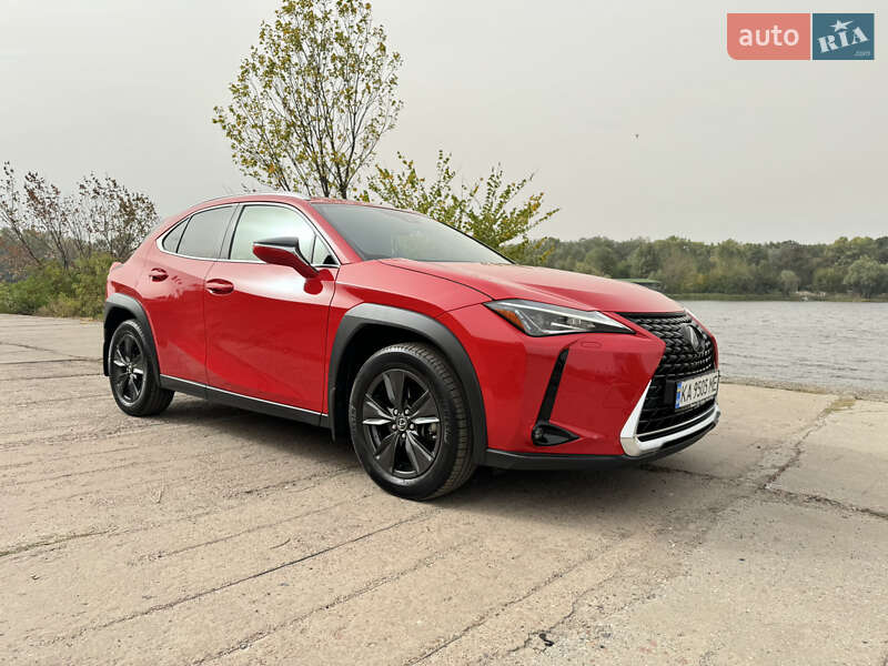 Lexus Ux (2019)