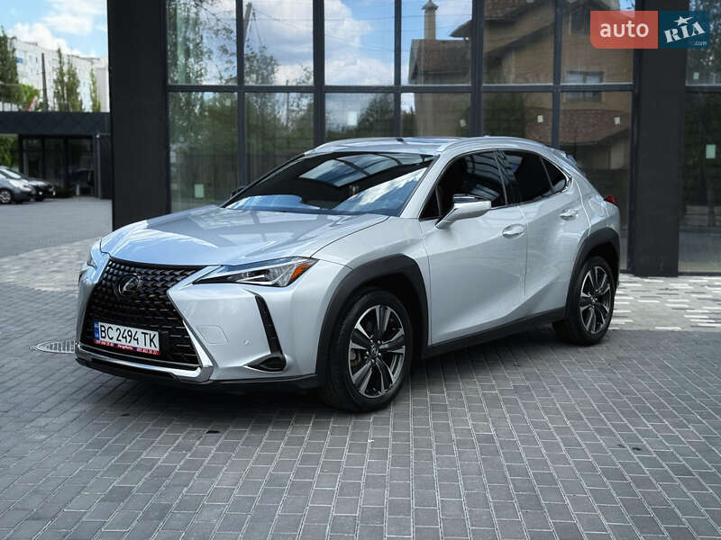 Lexus Ux (2020)