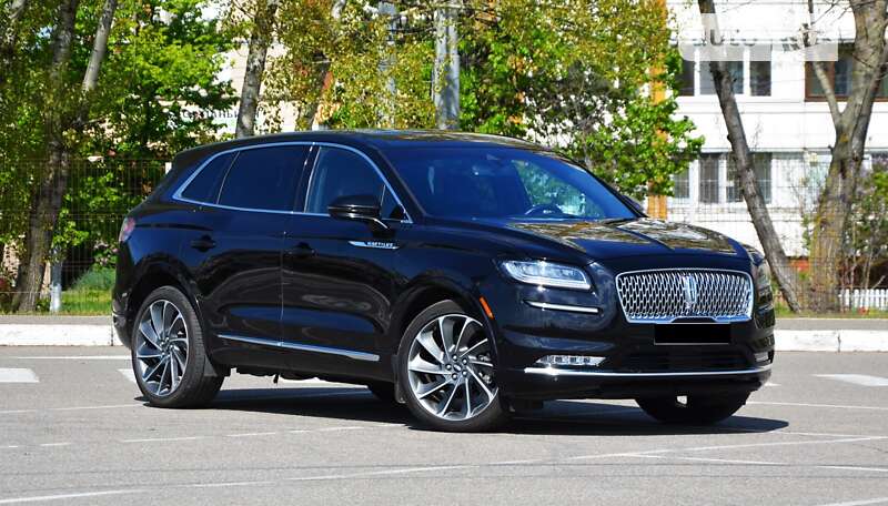 Lincoln Nautilus (2019)