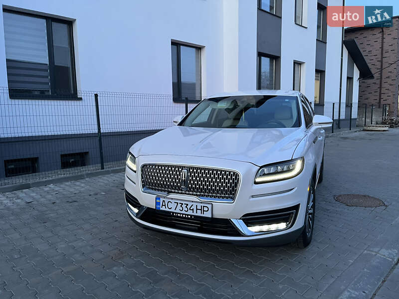 Lincoln Nautilus (2019)