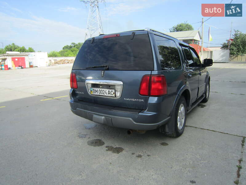 Lincoln Navigator (2003)