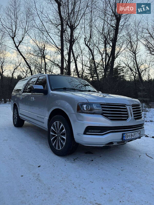 Lincoln Navigator (2015)