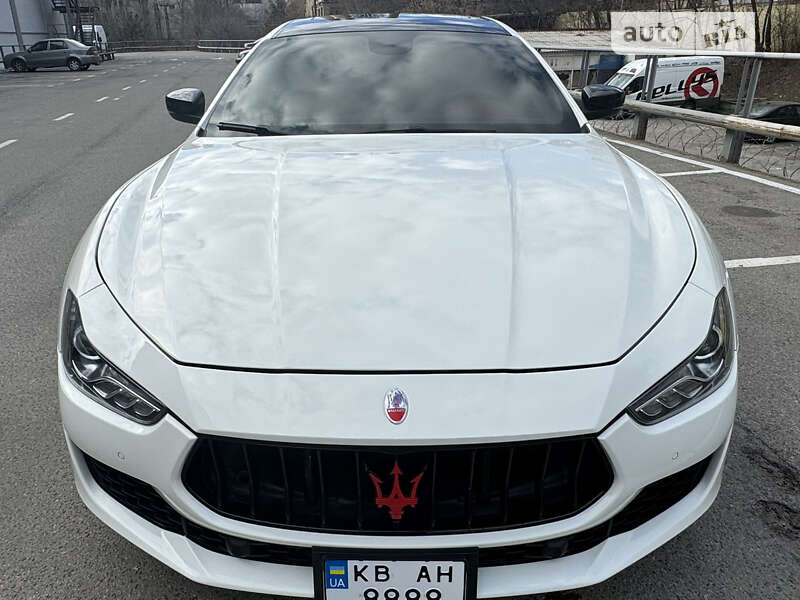 Maserati Ghibli (2016)