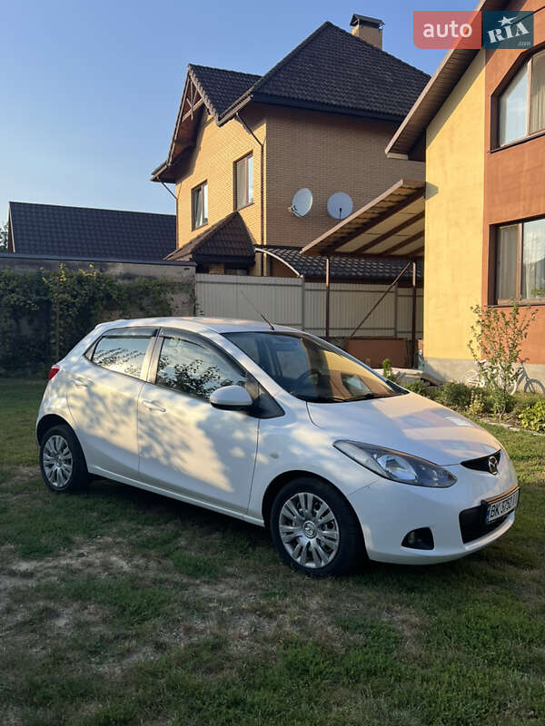 Mazda 2 (2008)