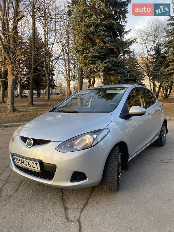 Mazda 2 (2008)