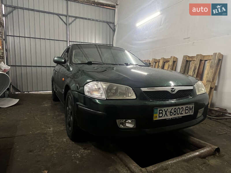 Mazda 323 (1999)
