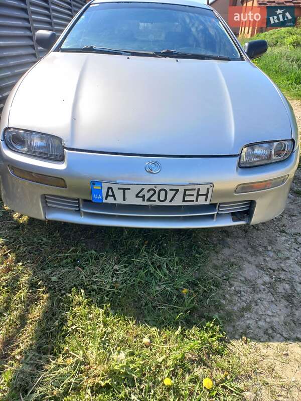 Mazda 323 (1998)