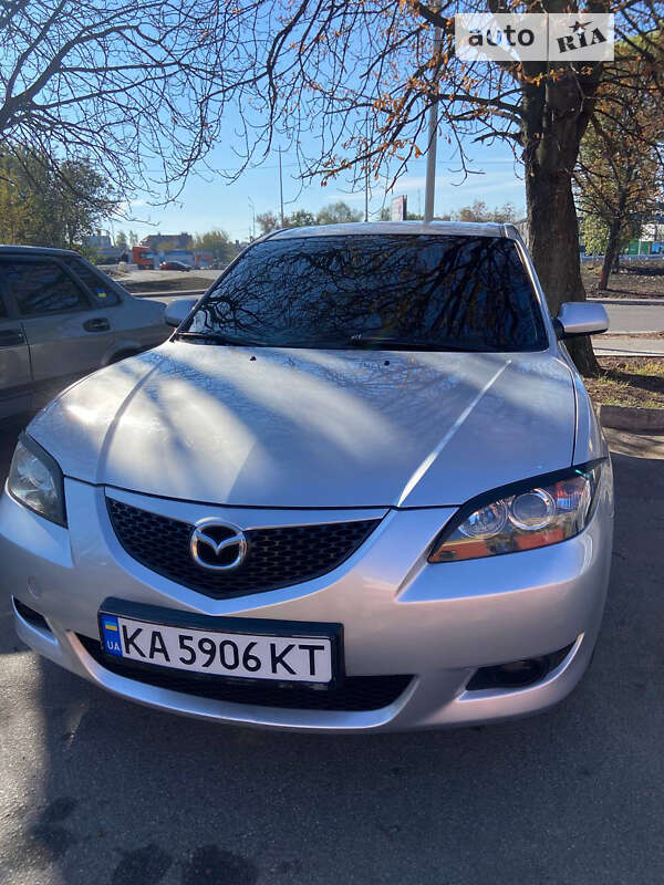 Mazda 3 (2005)