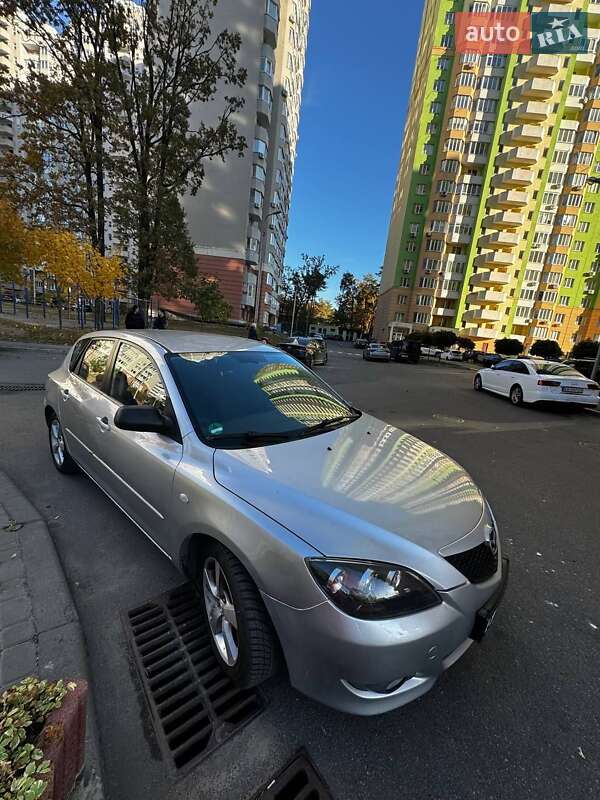 Mazda 3 (2005)