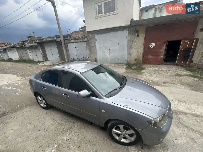 Mazda 3 (2004)