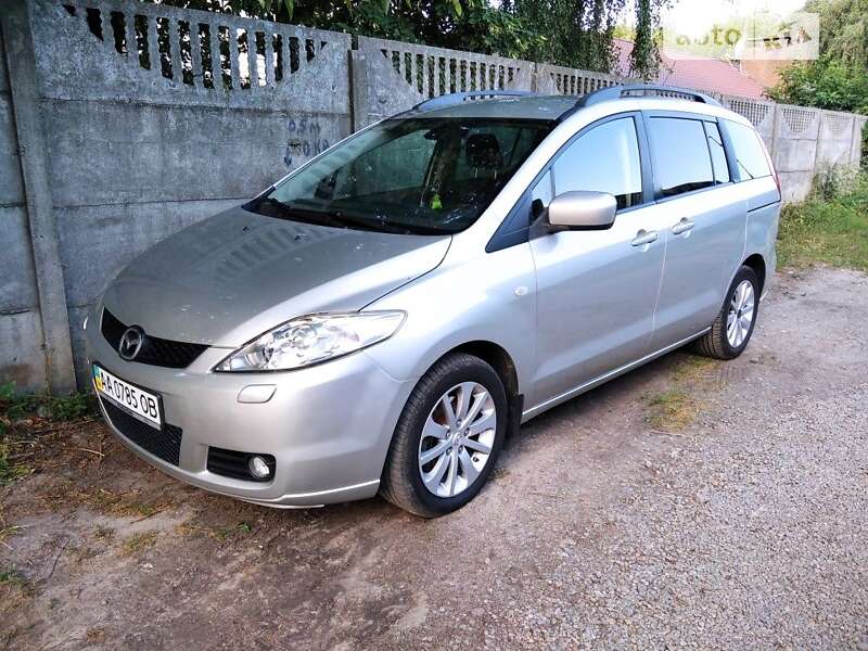 Mazda 5 (2005)