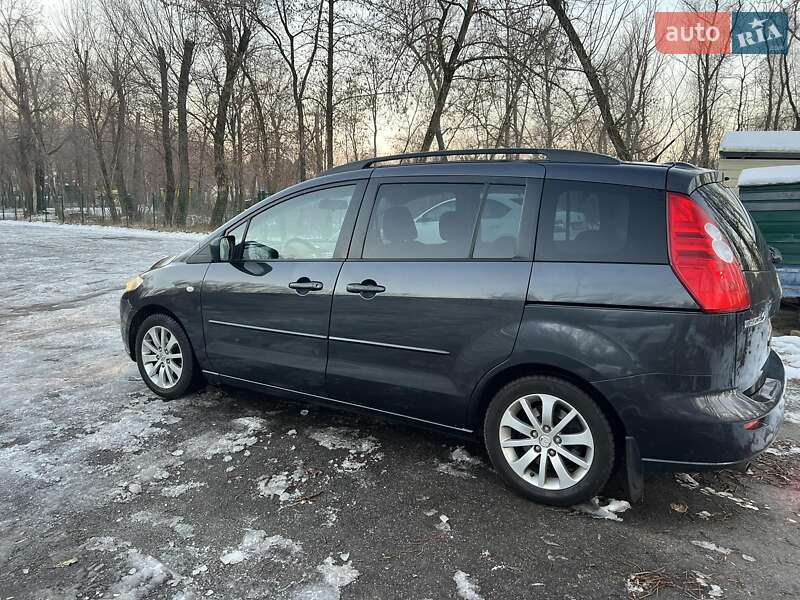 Mazda 5 (2005)