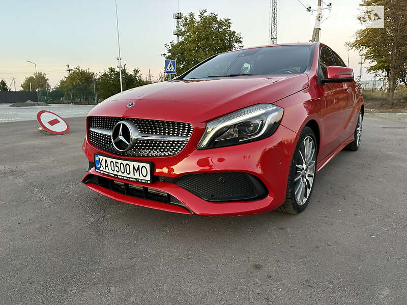 Mercedes-benz A 180 (2017)